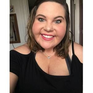 Meet your Posher, Alecia